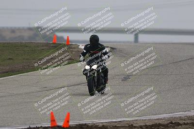 media/Nov-29-2025-TrackDaz (Sat) [[10ae2d9bce]]/C Group/Session 3 (Outside Grapevine)/